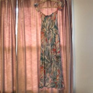 Off the shoulder maxi dress